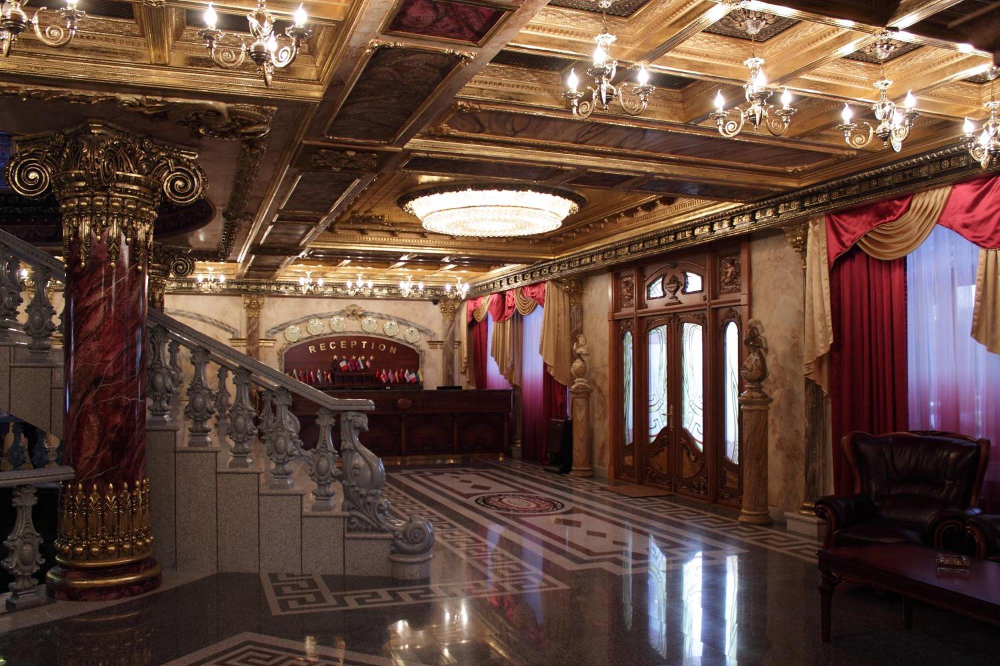 Alexandrapol Palace Hotel Gyumri Bagian luar foto